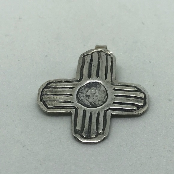 Boho Fine silver Zia pendant - Picture 4 of 8